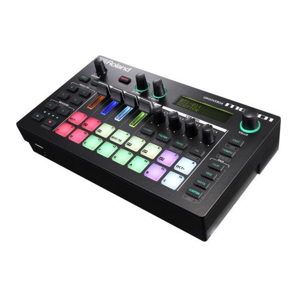 Roland MC-101 4-track Groovebox